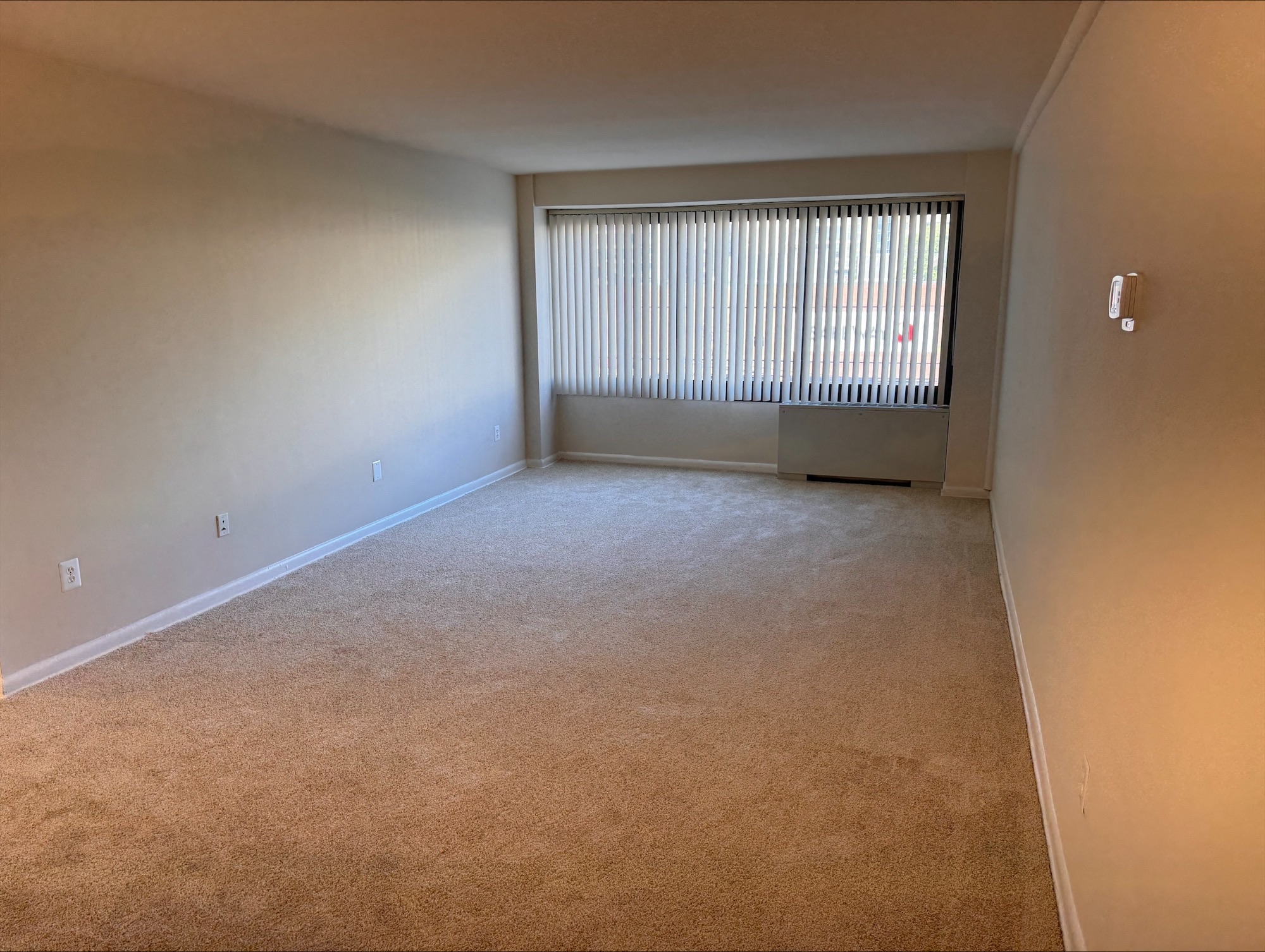 Silver Spring Towers Image 38