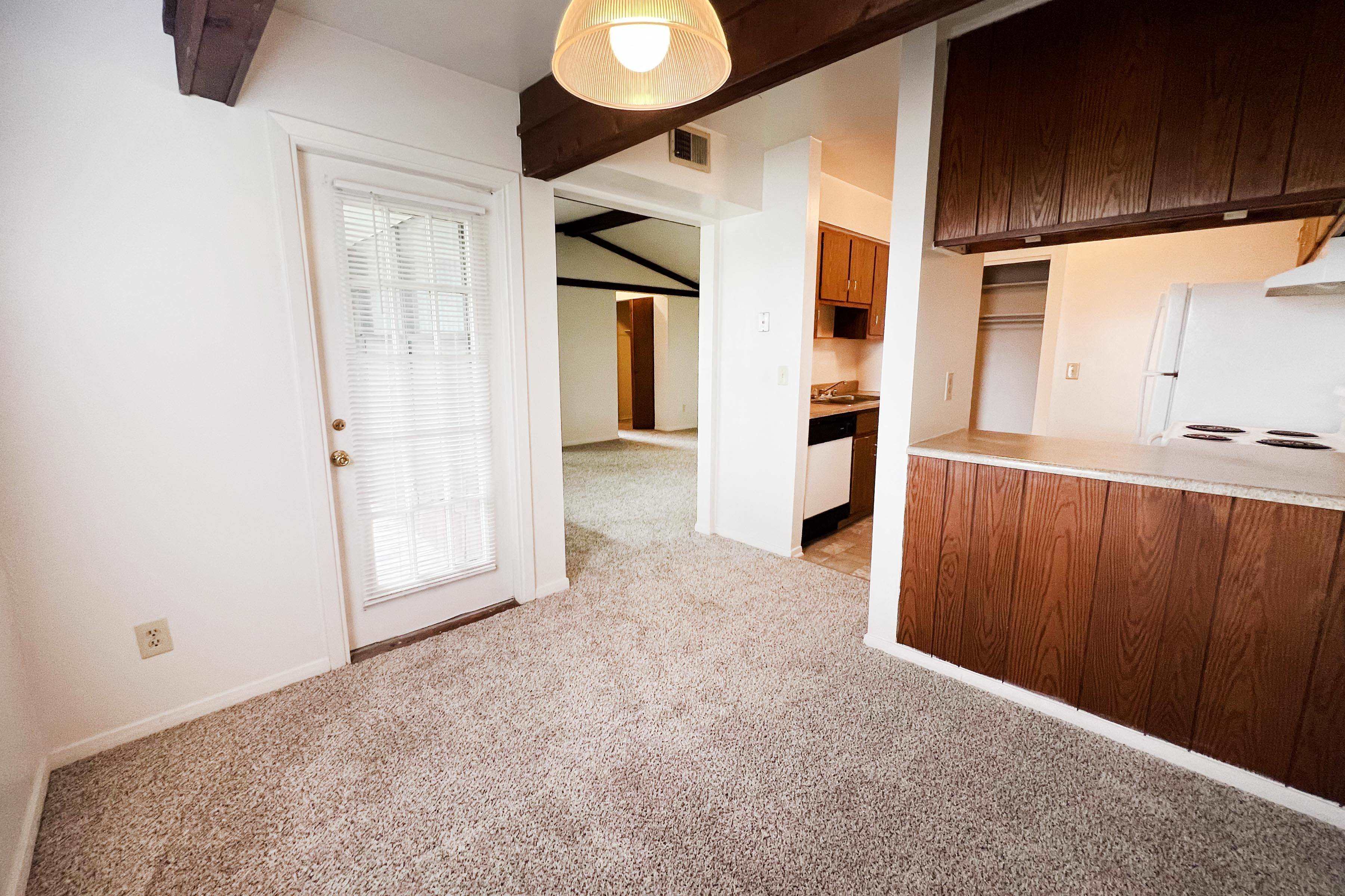 Four Worlds Apartments Image 40