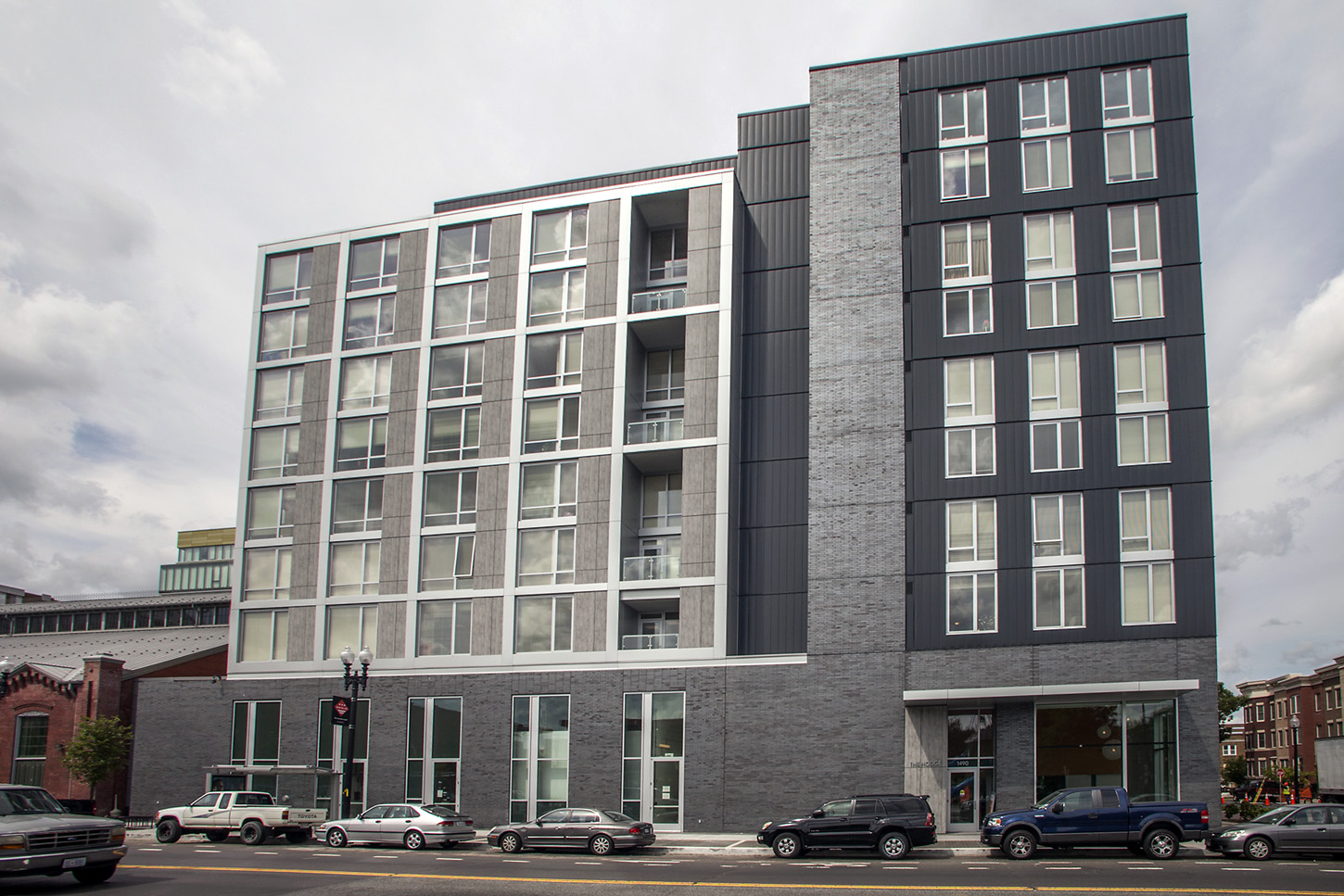 Hodge on 7th Image 1