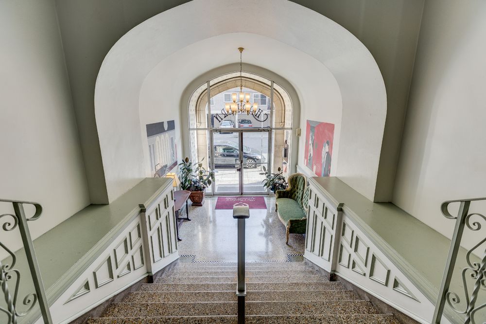 The Charbern Apartments Image 4