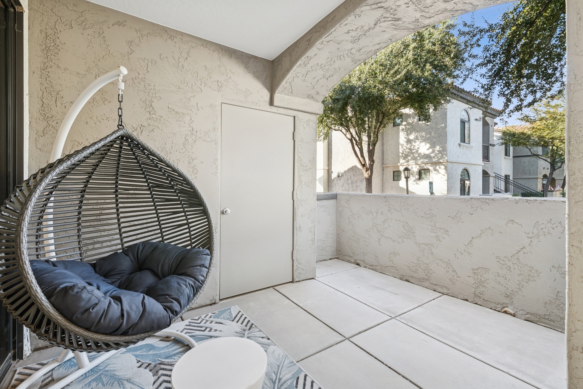 Dobson 2222 Image 8