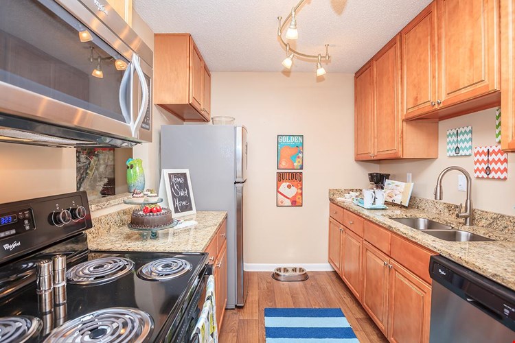 The Henley Apartment Homes Image 15