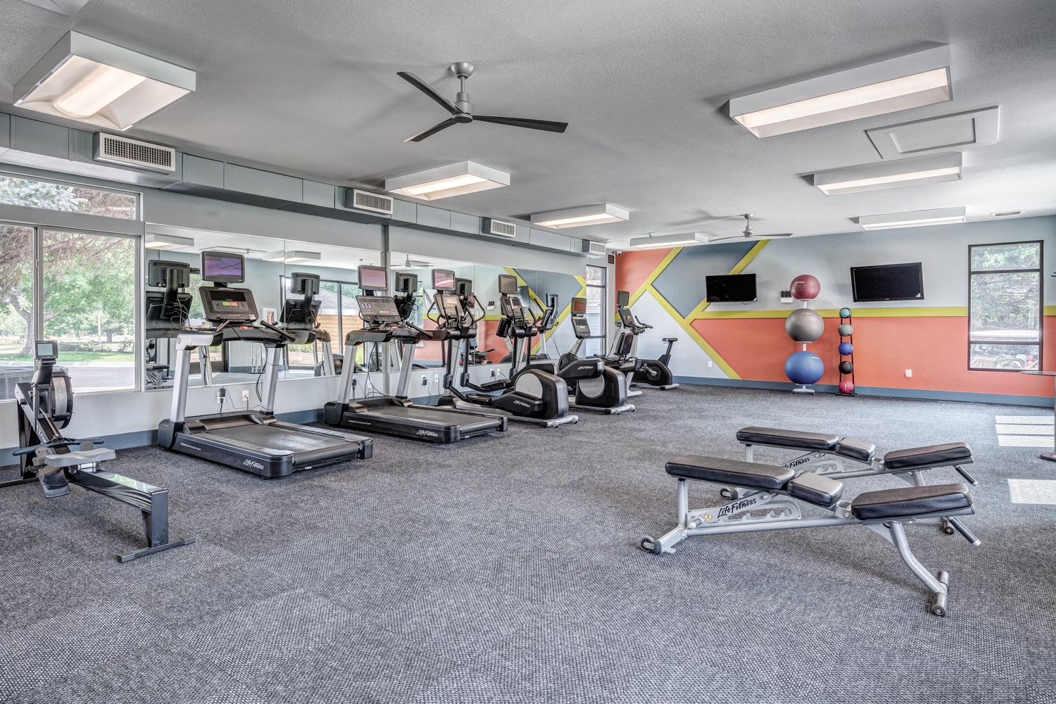 Pavilions at Silver Sage Apartments Image 18