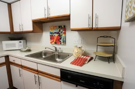 Hunters Manor Image 6