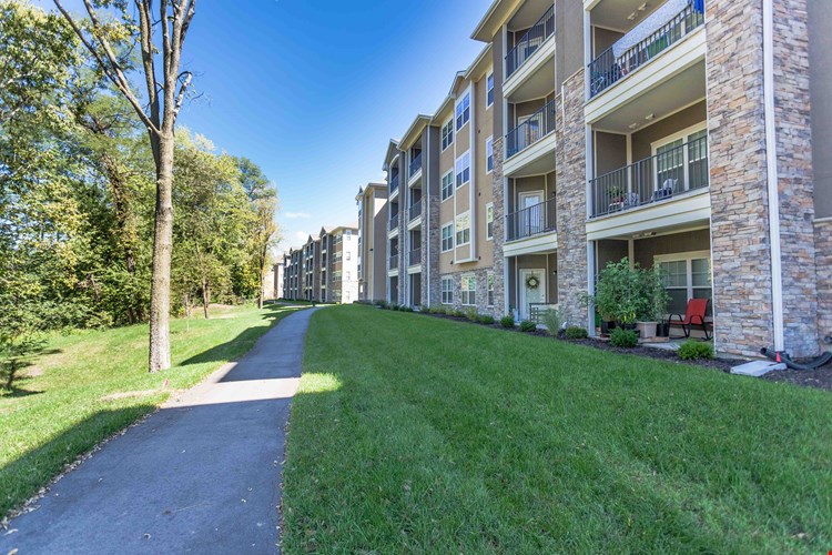 The Retreat at Tiffany Woods Image 11