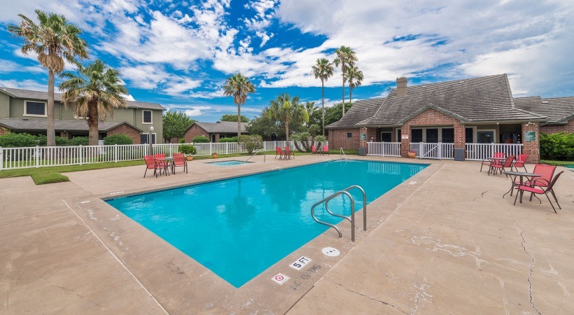 Bridge Pointe Landing Image 1