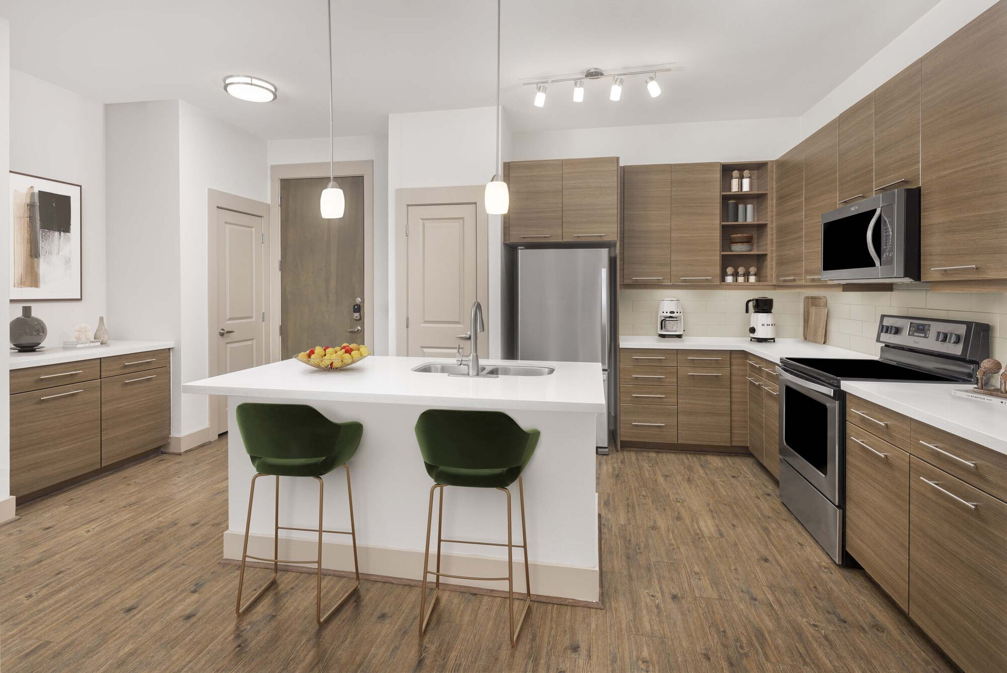 Camden Lincoln Station Image 2