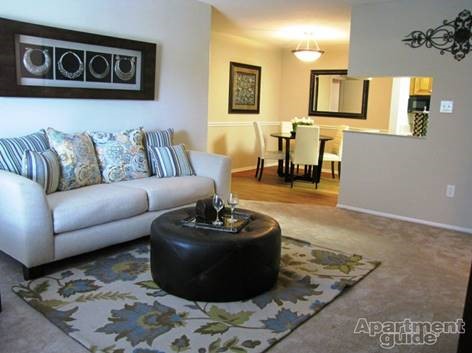 Diamond Lakes Apartment Homes Image 13