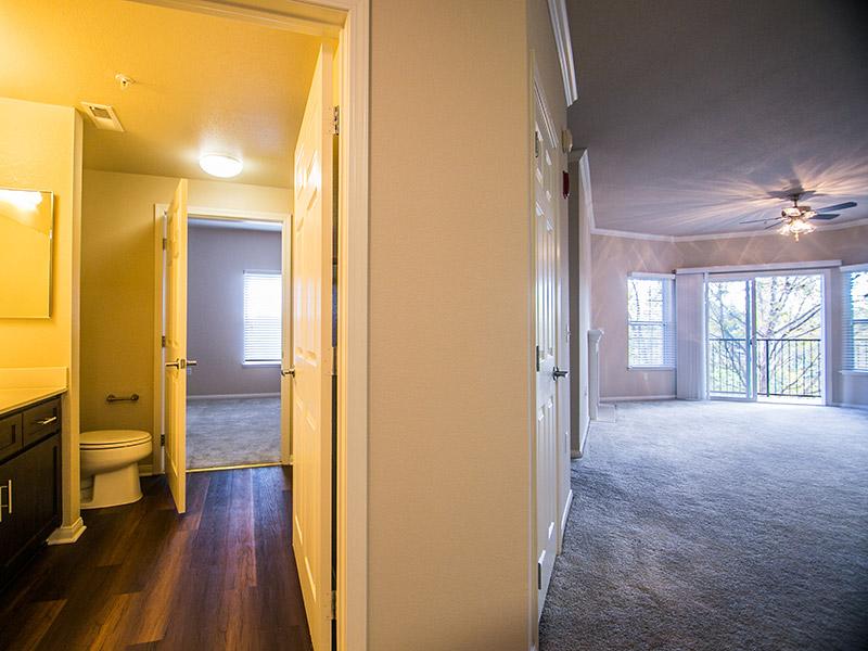 Hawthorn Village Image 20