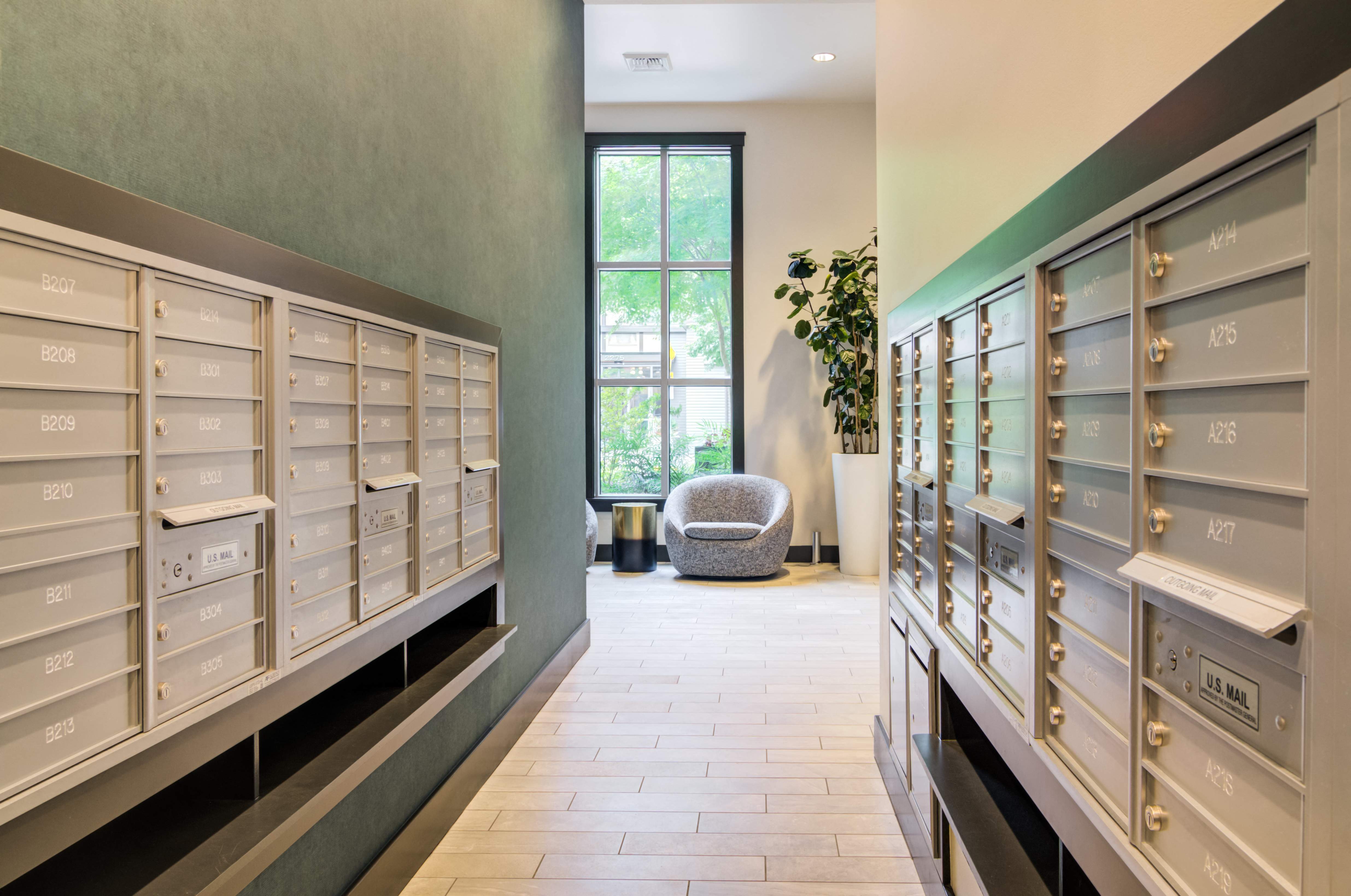 Mail Center & Parcel Acceptance Lockers