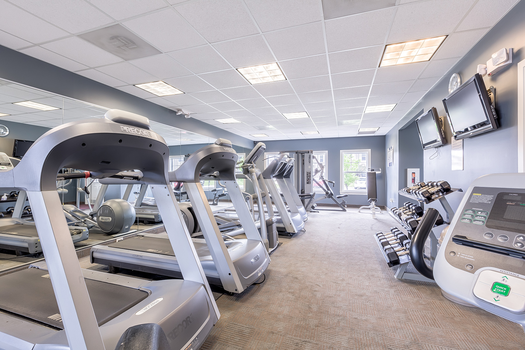 Cobblestone Court Image 9