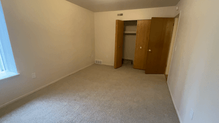 Lakeside Village Apartments Image 59