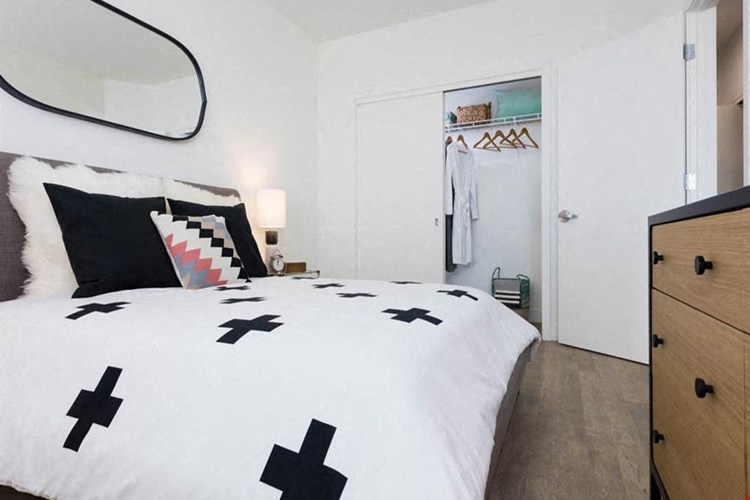 Cook Street Image 19