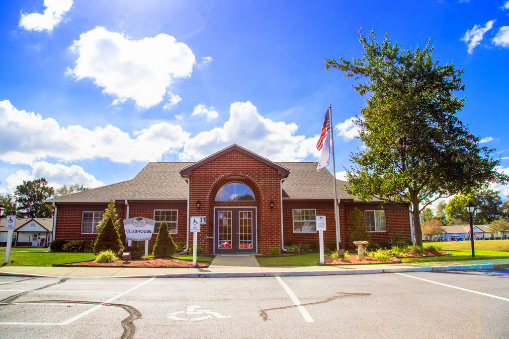 Shady Oak Village in Terre Haute, IN