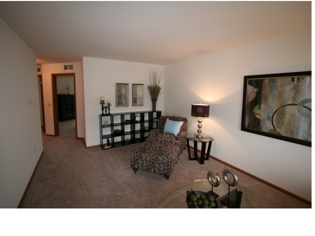 Meadow Springs Apartments Image 3