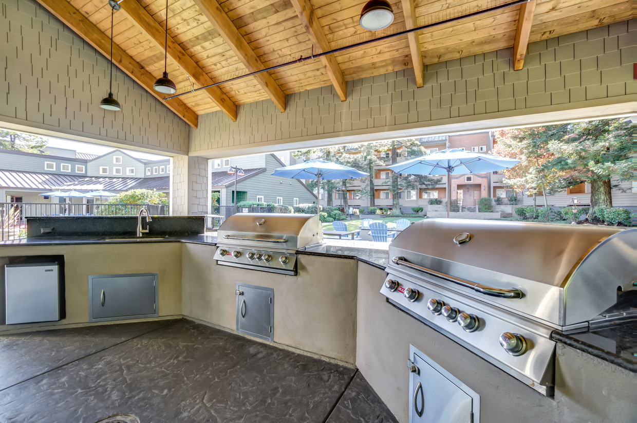 Serramonte Ridge Apartments Image 16