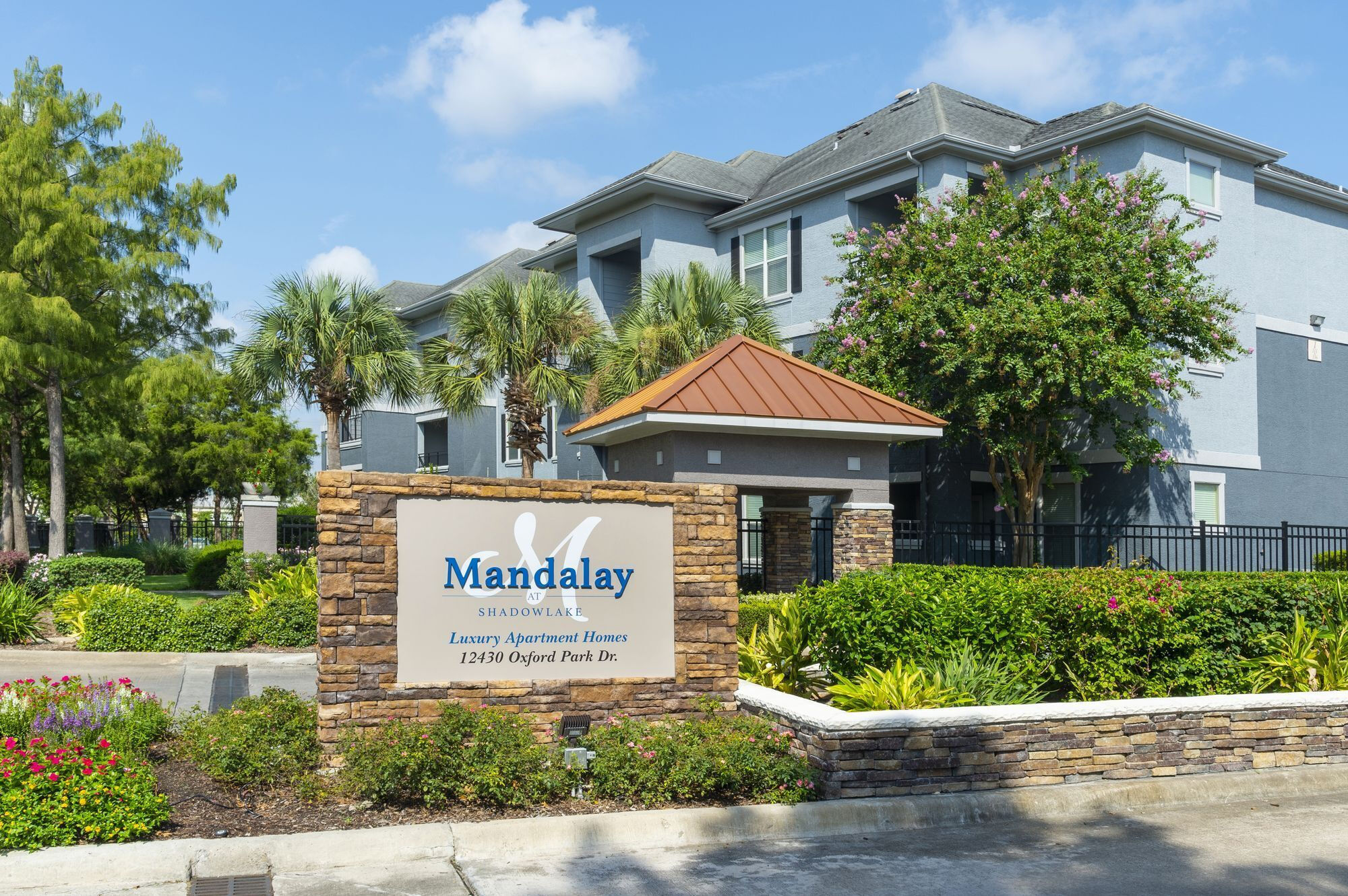 Mandalay At Shadow Lake apartments — community photo