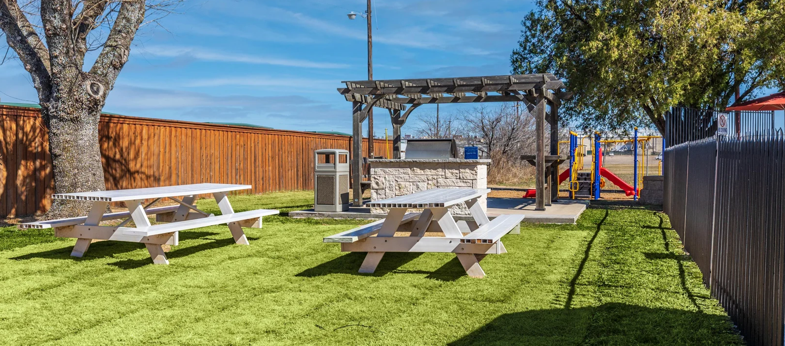 Rolling Hills - Irving Image 2