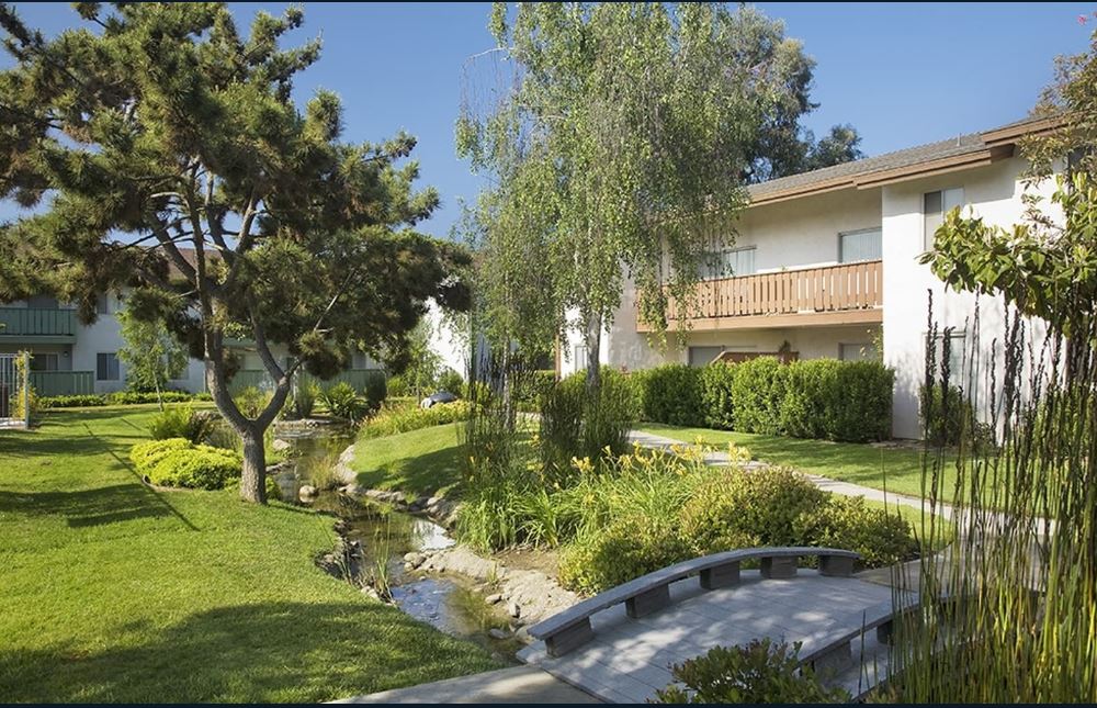 Pacific Oaks Image 11