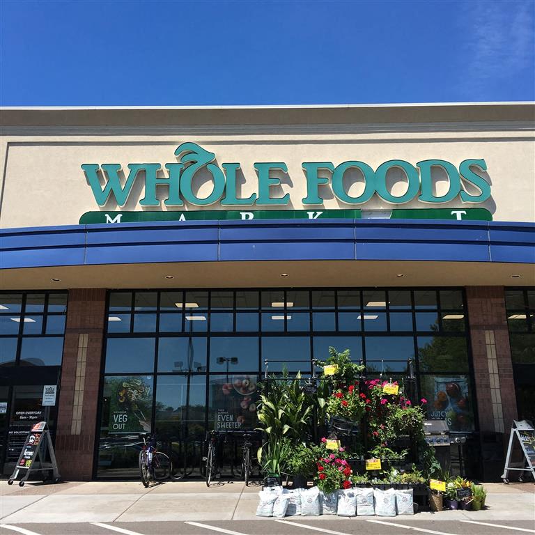 Foundry Lake Street Image 11