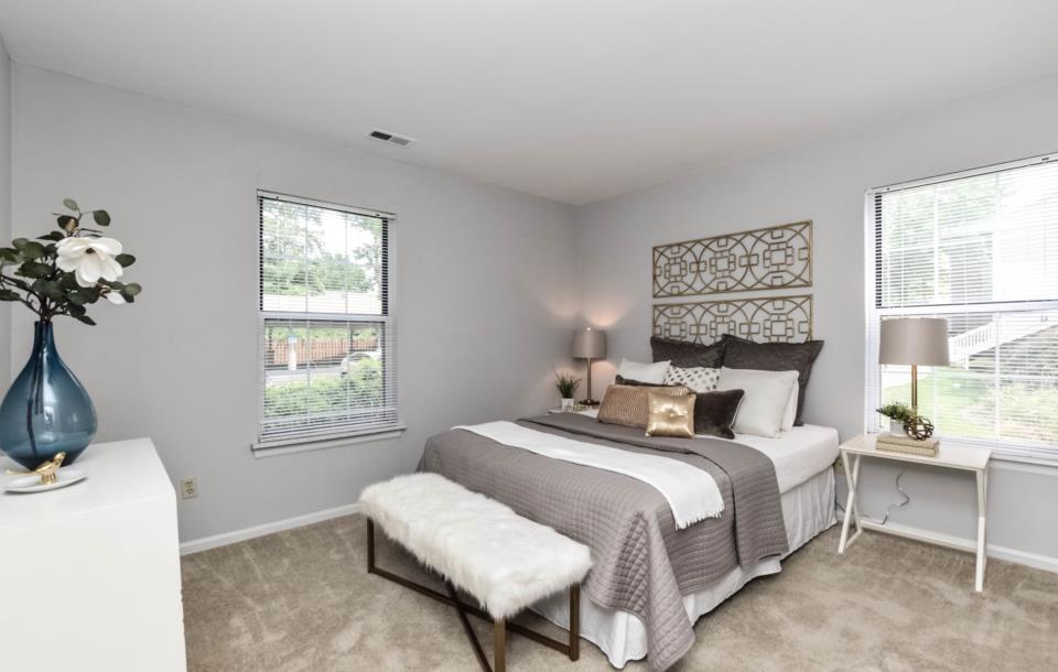 Apartments at Bonhomme Village Olivette
