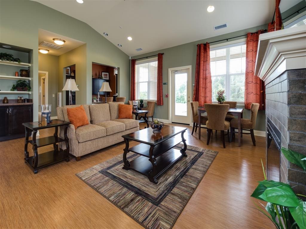 Brighton Pointe Image 6