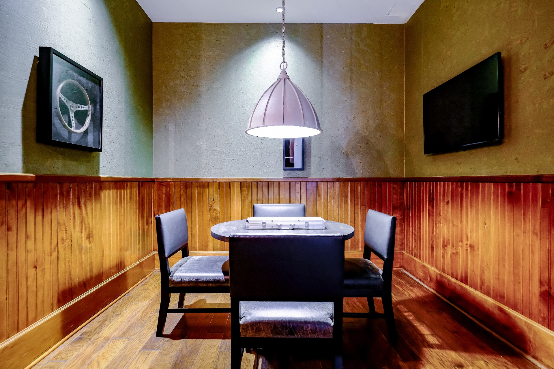 Berkshire Village District Image 15