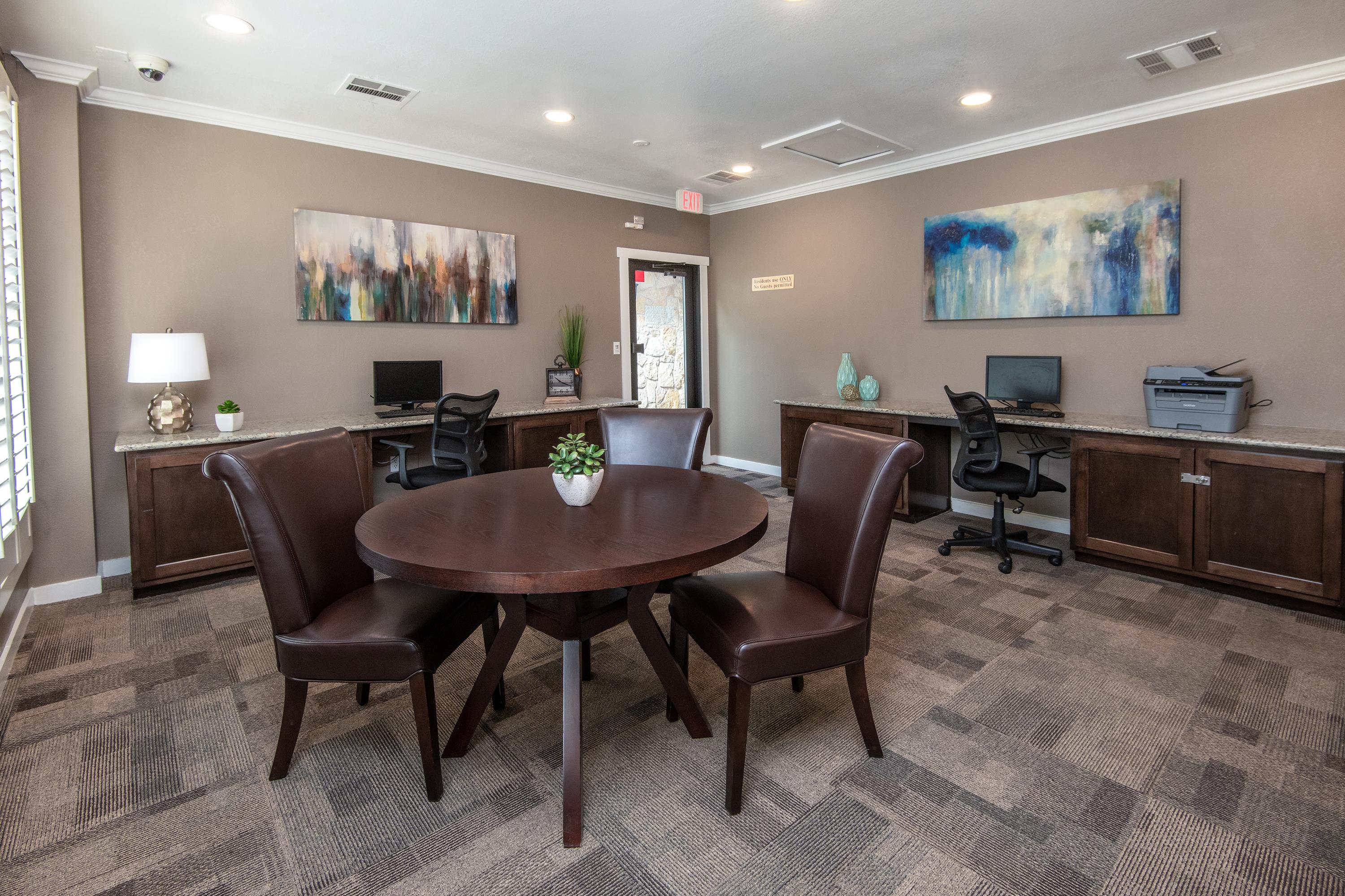 Apartments at The Springs Of Indian Creek Carrollton