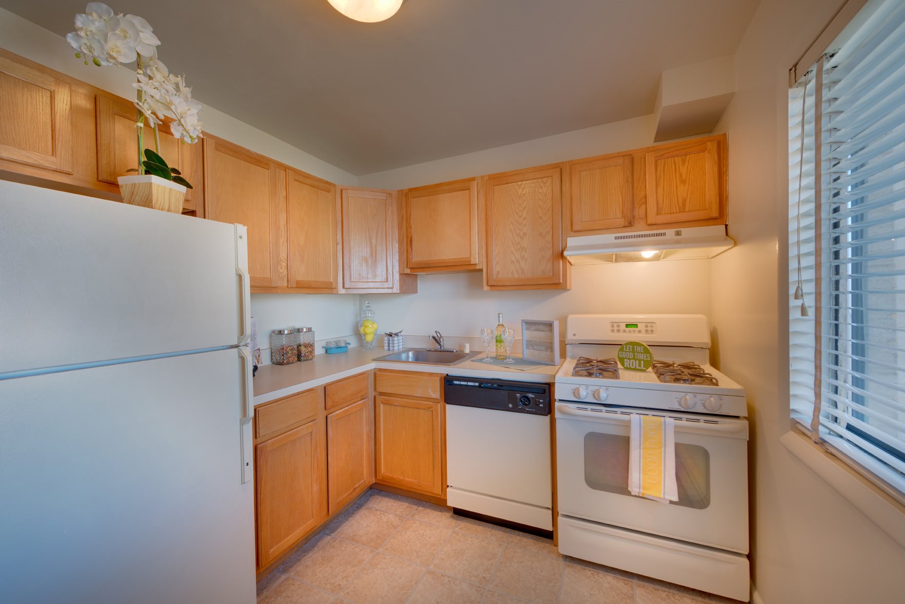 Randolph Street Image 4