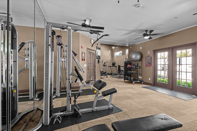 Larkin Apartment Homes Image 59