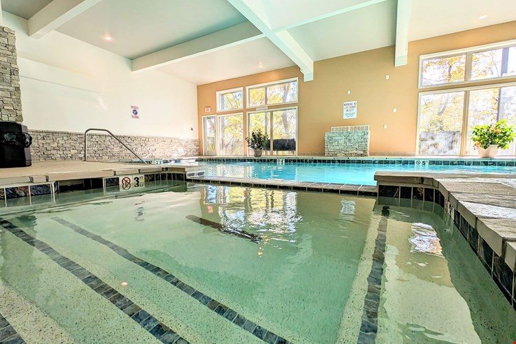 Kirkwood Bluffs Image 21