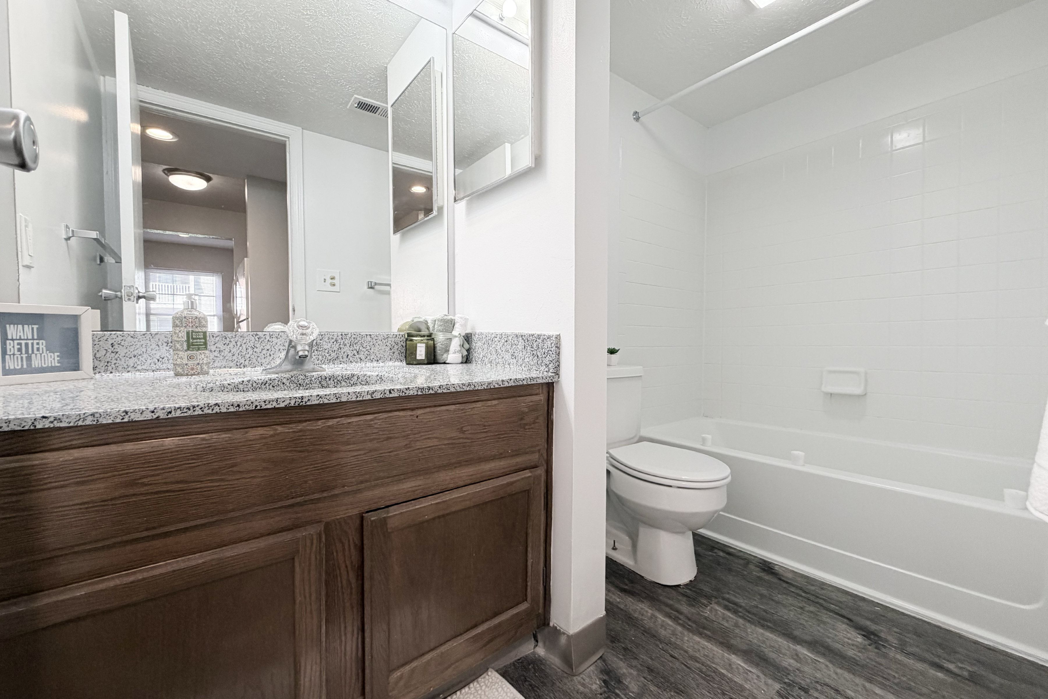 Steeplechase Apartments Image 12