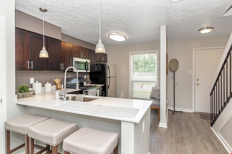 The Residences on 56th Street Image 1