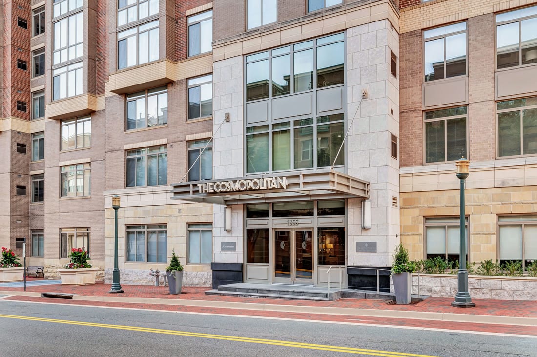 The Cosmopolitan at Reston Town Center Image 1