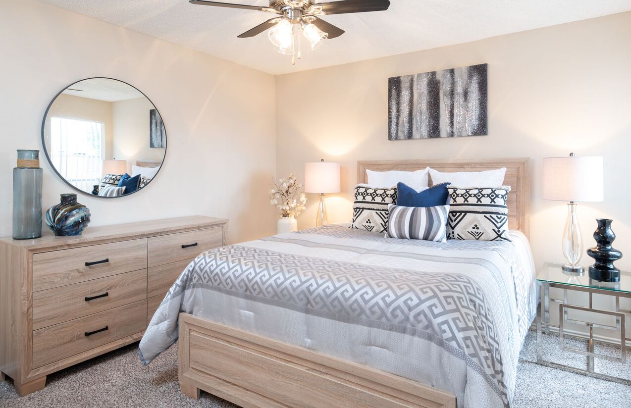 Charter Oaks Image 8