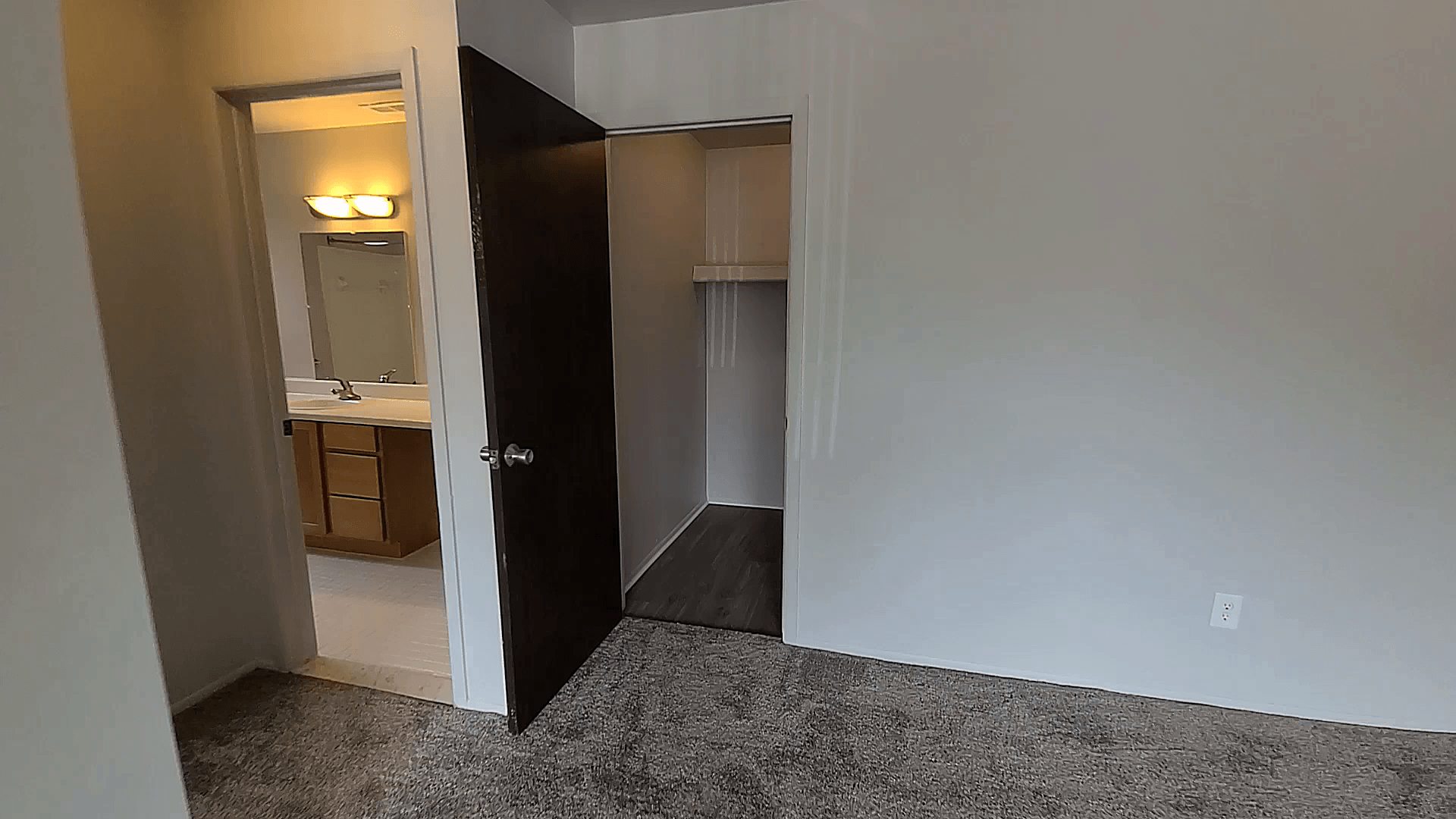 Drawbridge Apartments East Image 75