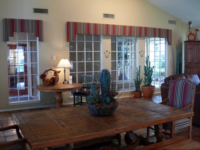 Oak Springs Image 6