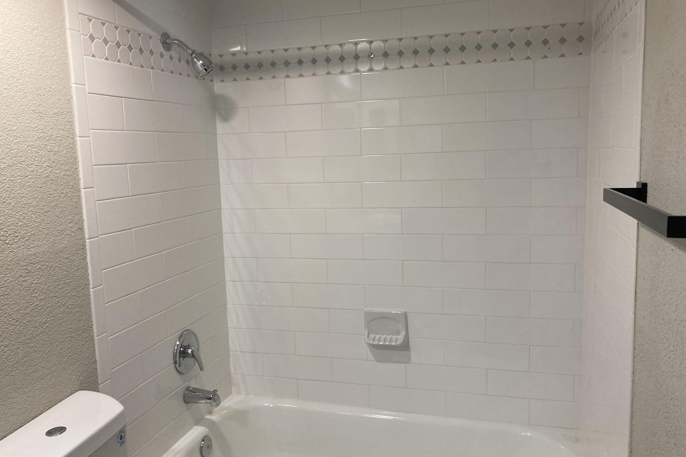 Falls of Maplewood Image 9