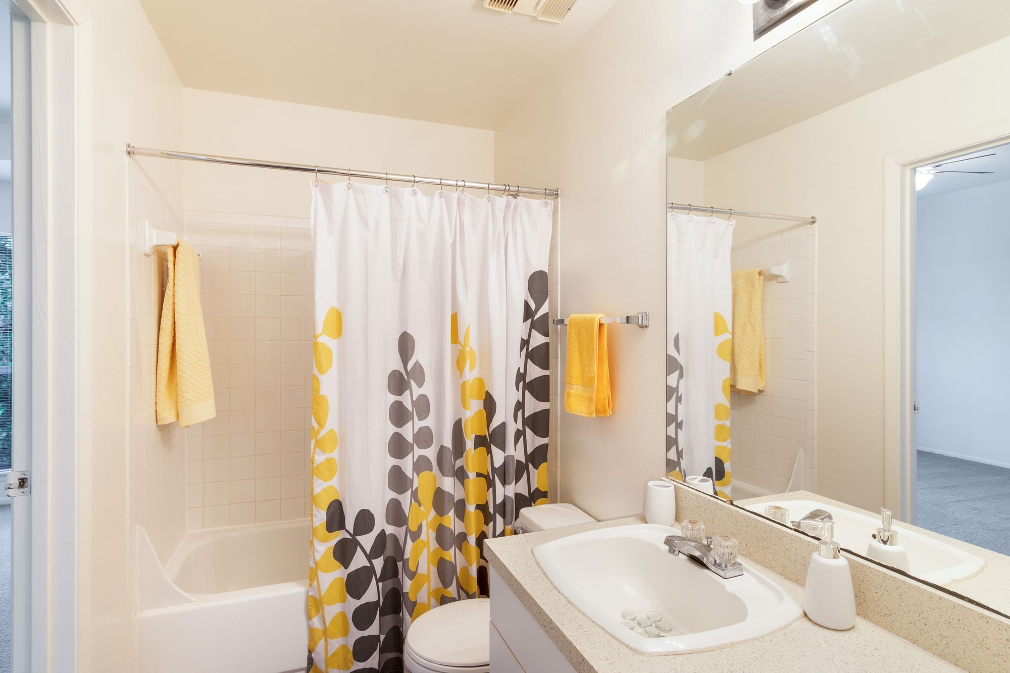 Arium Grove Walk Image 9