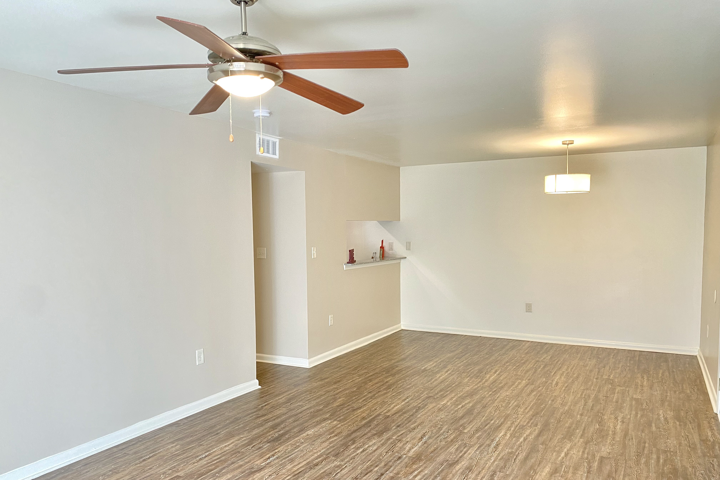 The Arts at Bluebonnet Place Image 10