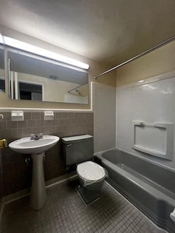 Summit Hills Image 13