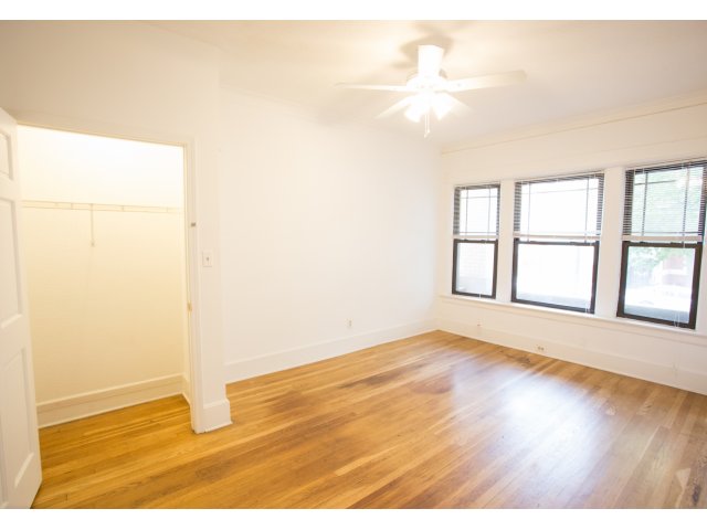 5237-5245 S Kenwood Avenue Image 3