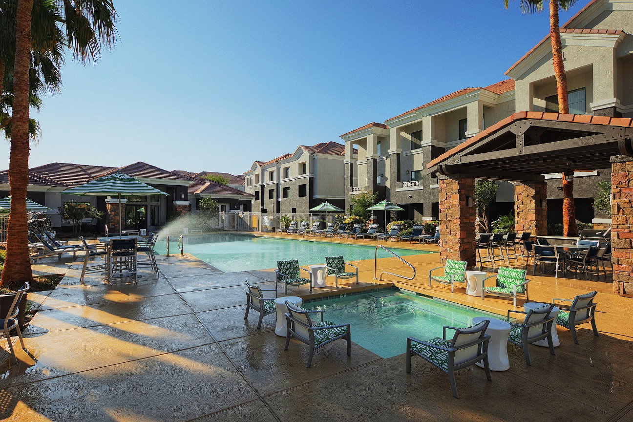 Peoria, AZ Enclave at Arrowhead pool