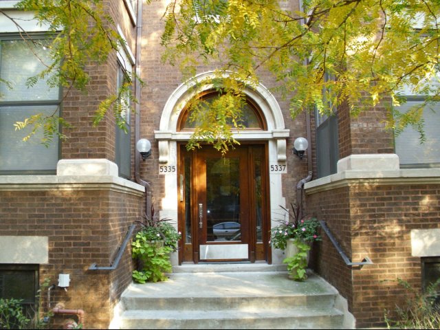 5335-5337 S Woodlawn Avenue Image 1