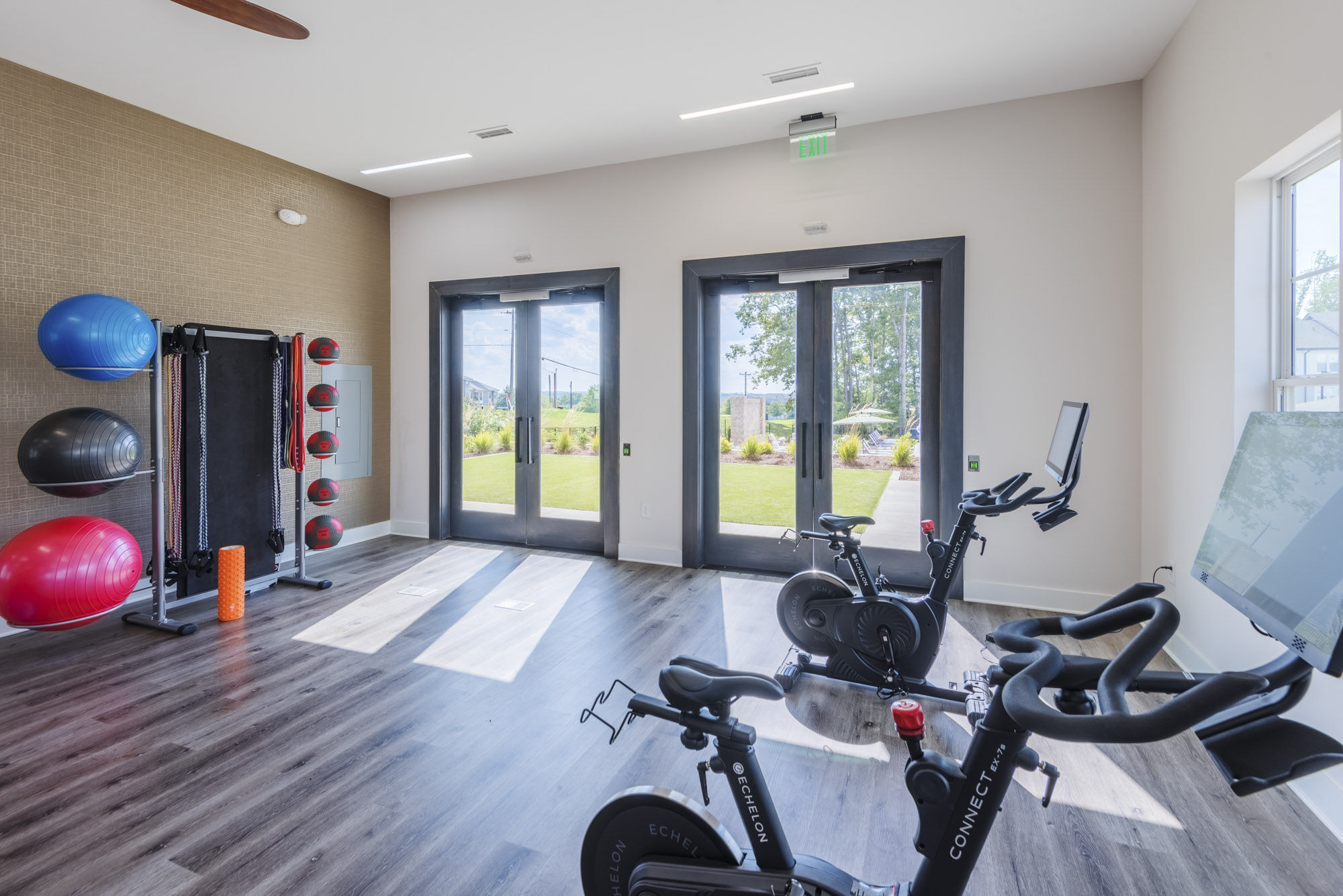 The Collins Apartments Image 27