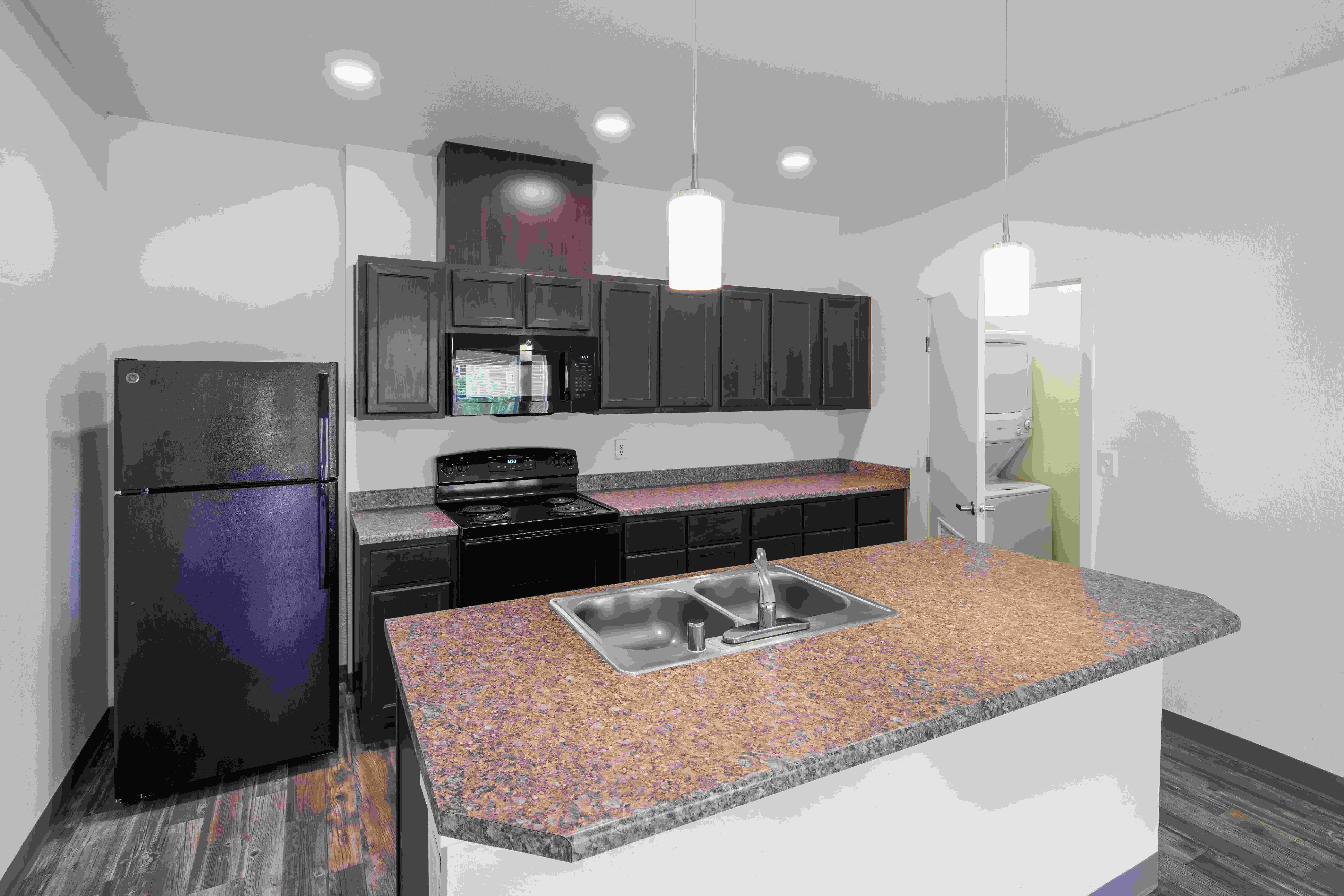 550 Paseo Image 14